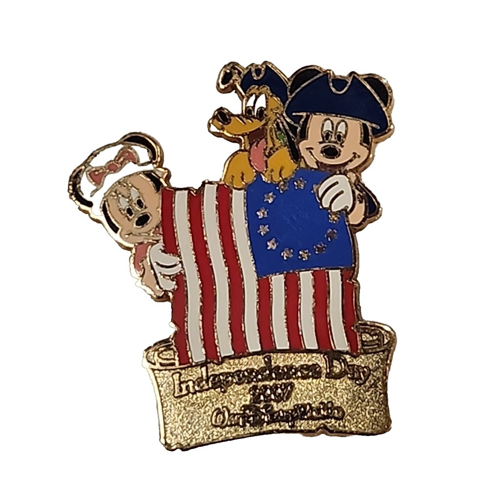 Disney Pin Independence Day Mickey Minnie Pluto Patriotic Flag LE 3000 WDW 54222